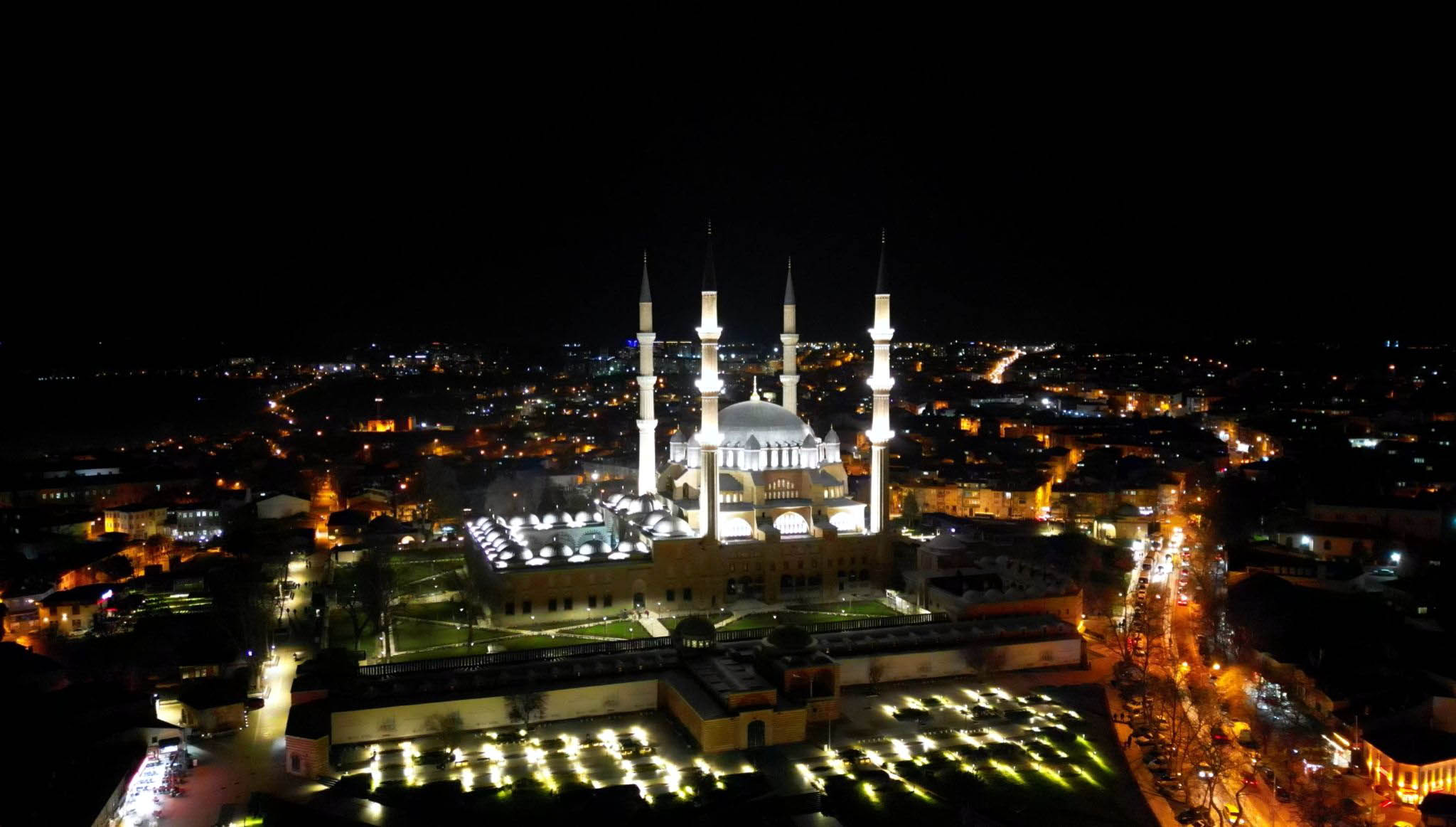 S E L I M I Y E C A M I S I R A M A Z A N I N I L K G U N U I B A D 1172225 348216